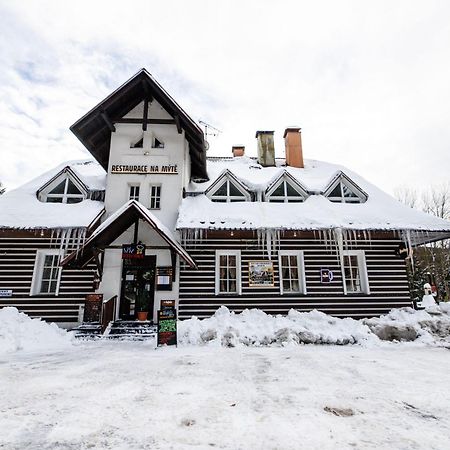Hotel Hotylek Na Myte Harrachov Exterior foto