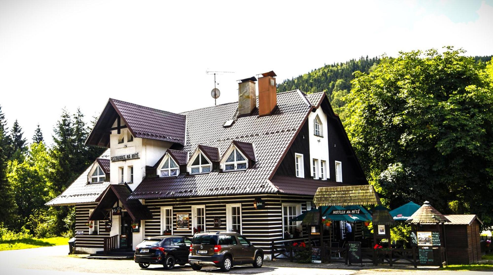 Hotel Hotylek Na Myte Harrachov Exterior foto